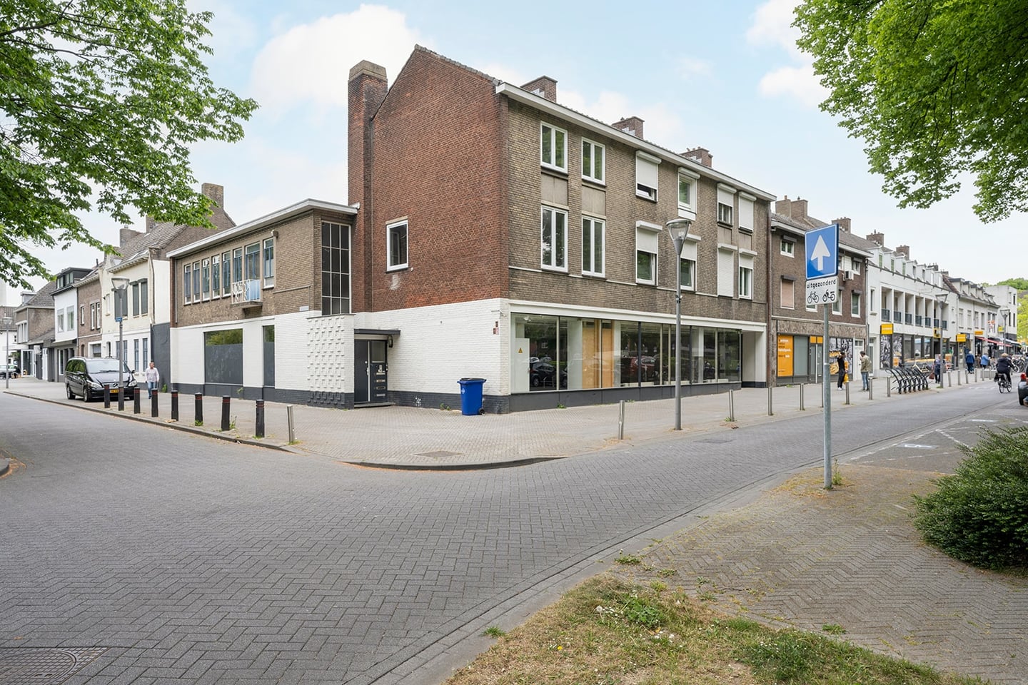 Bloemenmarkt 21
