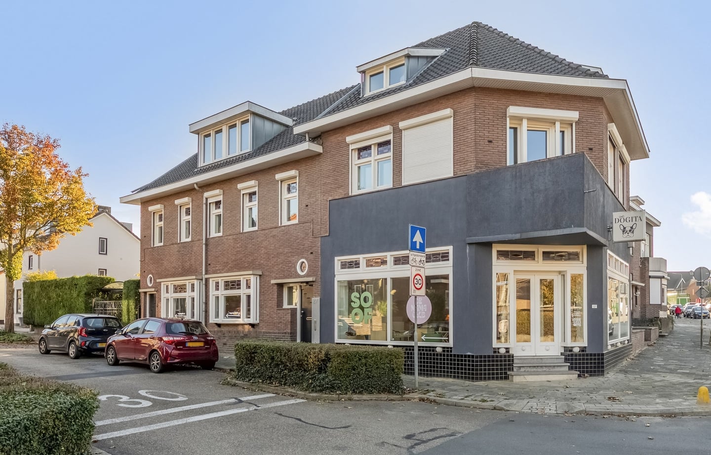 Burg. Cremersstraat 27